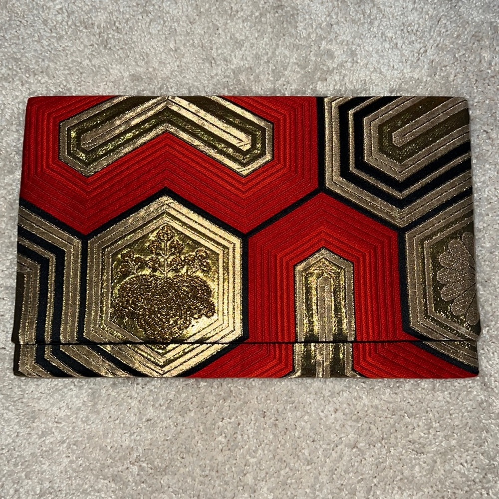 MONIKO clutch - hand crafted from kimonos - red, gold and black